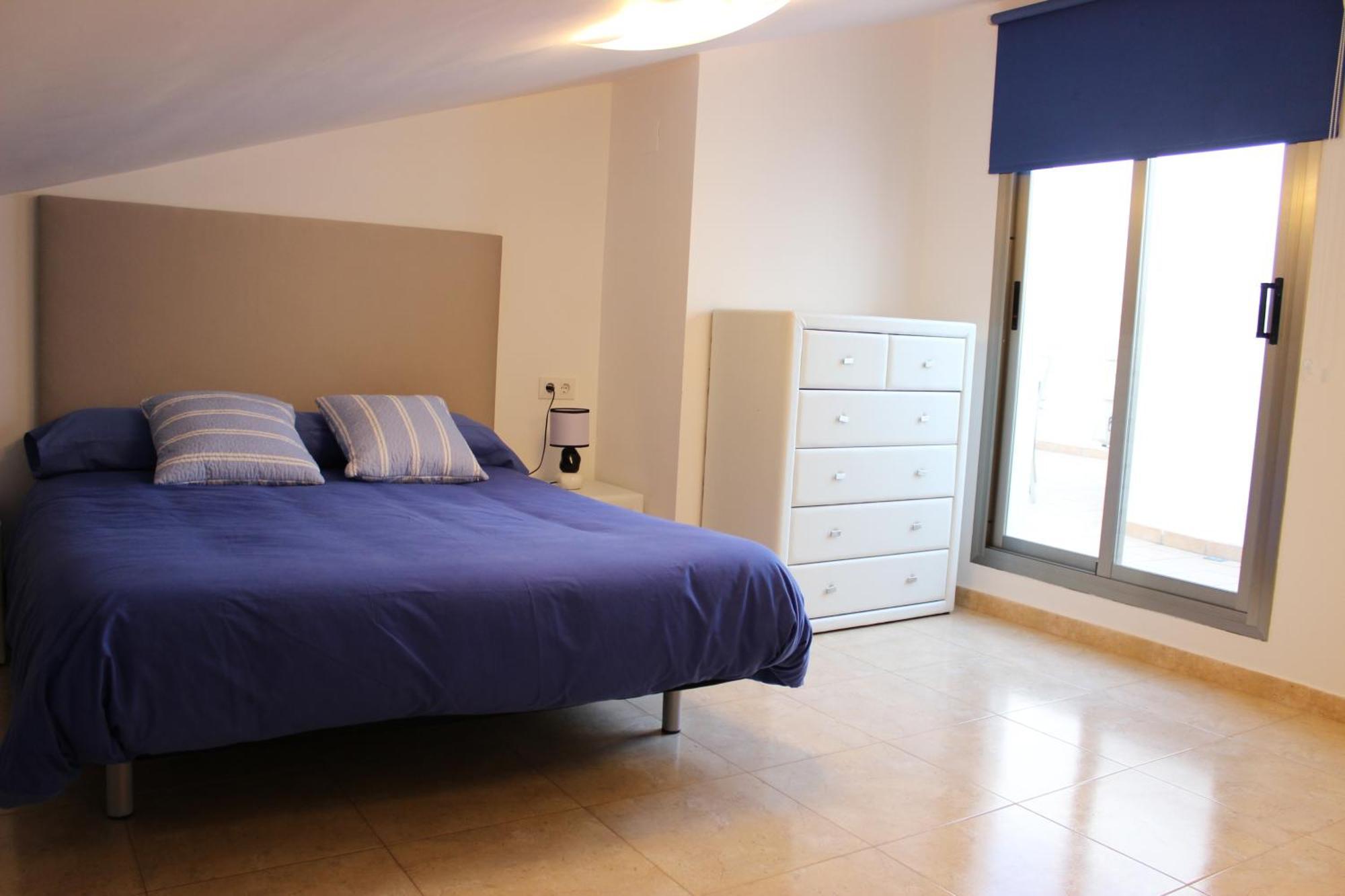 Holiday Apartments Malvarrosa Beach Valencia Room photo