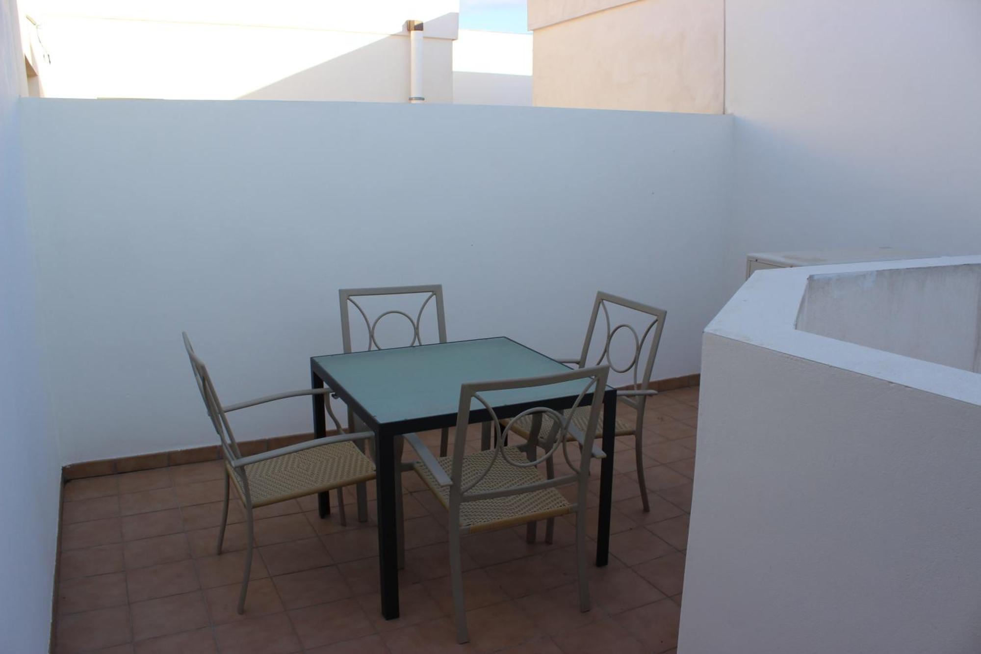 Holiday Apartments Malvarrosa Beach Valencia Room photo